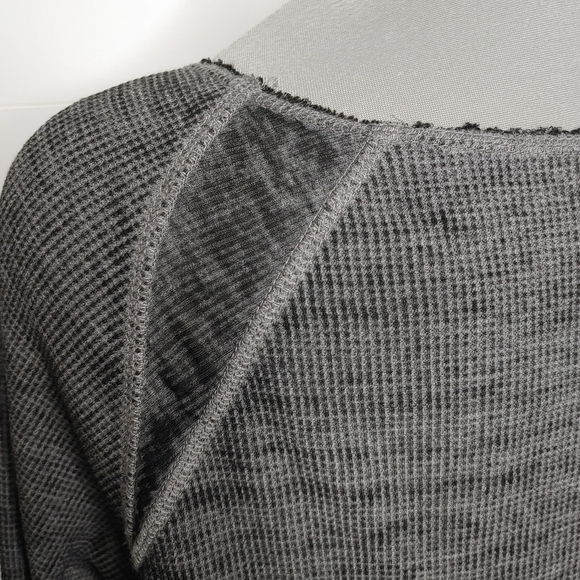ROXY Waffle Knit Thermal Top Size M - Picture 6 of 13